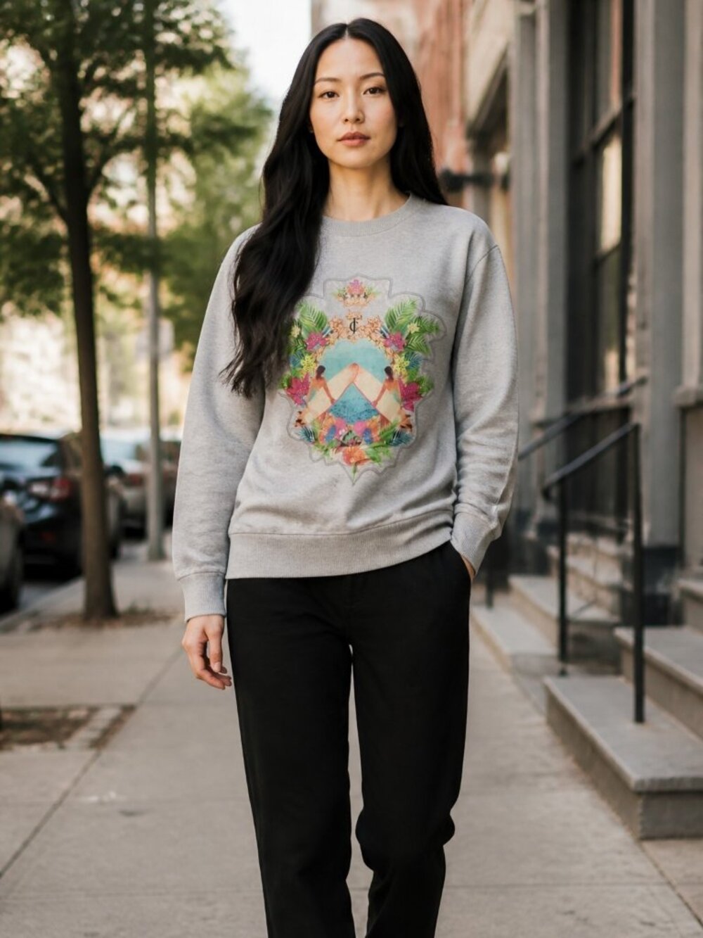 Juicy Couture Satin Applique Long Sleeve Crew Neck Sweat Shirt Misses Large